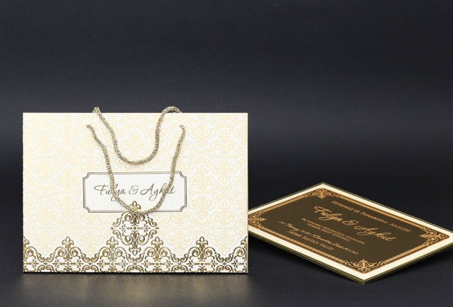 Carry Bag Style Plexiglass Wedding Card