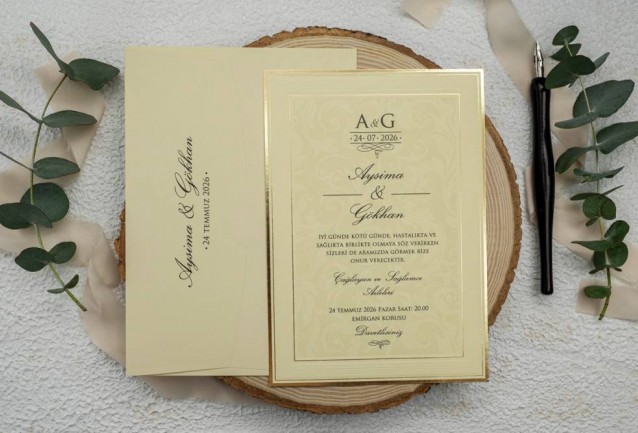 simple and elegant wedding card