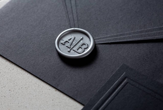 Mühürlü Siyah Davetiye