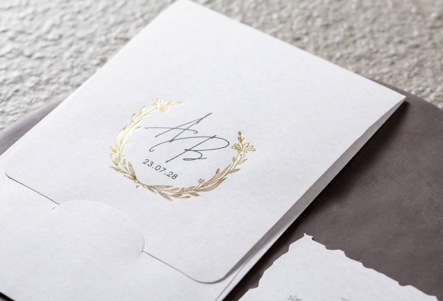 Çiçekli Krem Davetiye