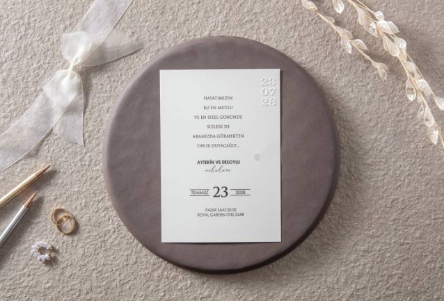 Üç Katlı Davetiye