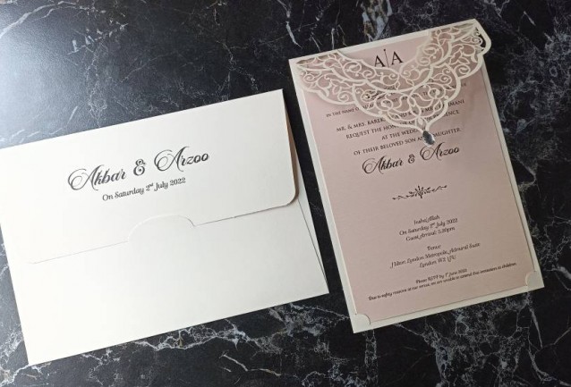 Wedding Invitations 8377