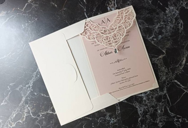 Wedding Invitations 8377