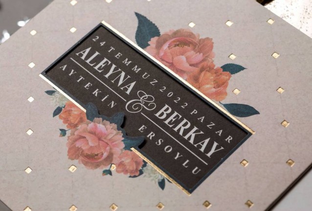 pink roses invitation