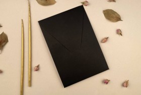 14x21 cm Dikey Davetiye Zarfı Siyah 210 Gr.